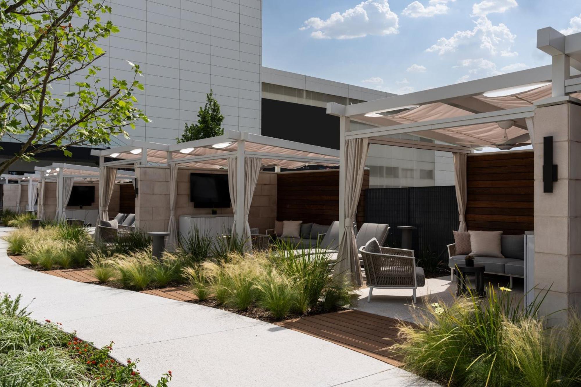 Loews Arlington Hotel Екстер'єр фото
