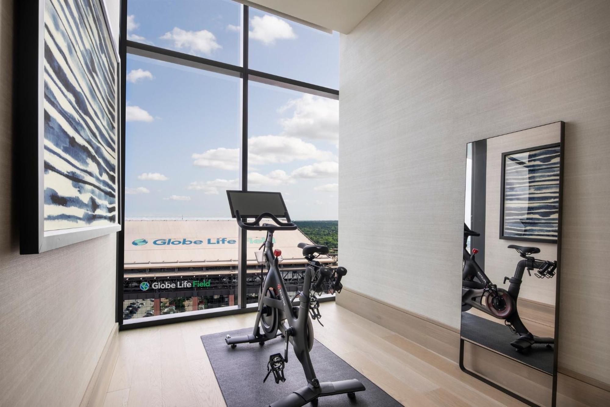 Loews Arlington Hotel Екстер'єр фото